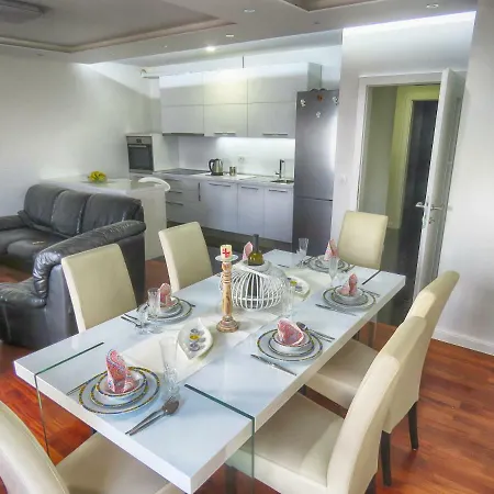 Apartman G&j Apartment *