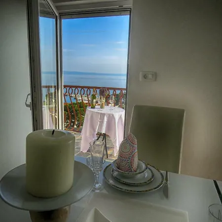 Apartment Apartman G&j Baska Voda